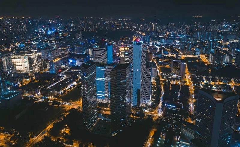 Ánh sáng DUO Towers được thiết kế tinh tế tạo hiệu ứng thị giác nổi bật