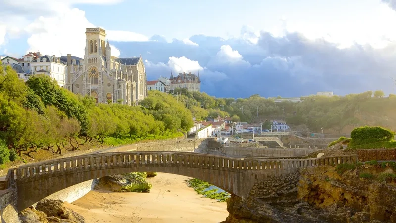 Biarritz điểm đến nghỉ dưỡng lý tưởng