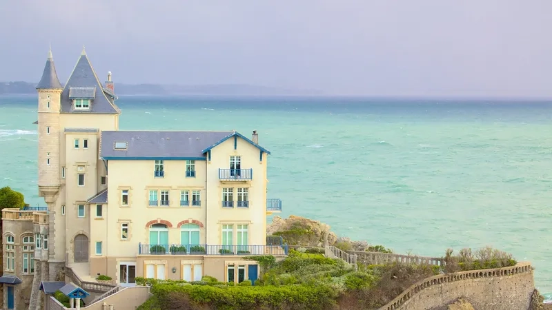 Biarritz là bản hòa ca của gió và sóng