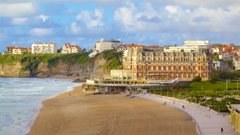 Biarritz mang đến bình yên khó tả