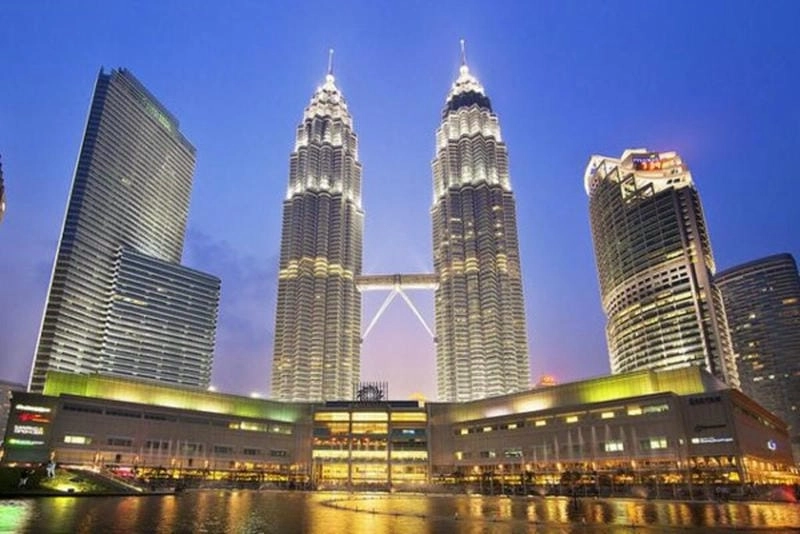 Biểu tượng nổi bật Malaysia Petronas Towers