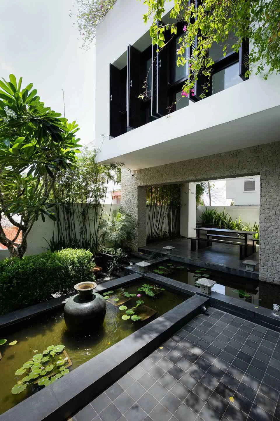 Bình minh nhẹ nhàng soi sáng không gian nhà phố hiện đại Huế tuyệt đẹp