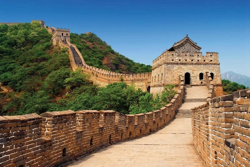 Bình minh Vạn Lý Trường Thành rực rỡ huyền ảo