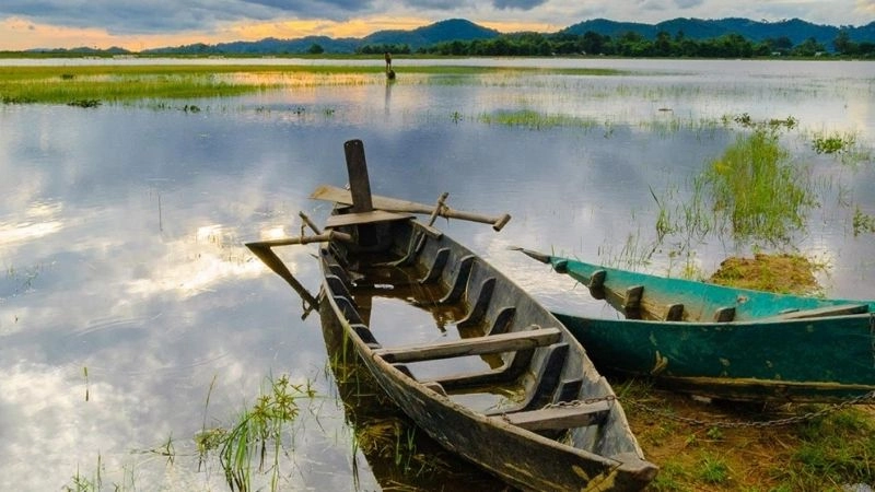 Bình yên Hồ Lắk cho tâm hồn thư thái