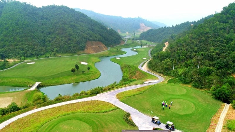 Bình yên Hòa Bình giữa cánh đồng lúa chín vàng