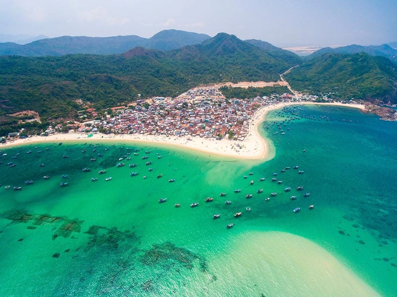 Cảnh biển Bình Định, điểm đến cho tâm hồn tự do