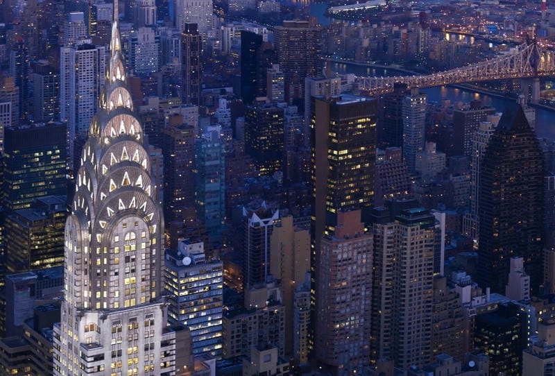 Cảnh đêm Cảnh đêm Chrysler Building lung linh trong phố New York