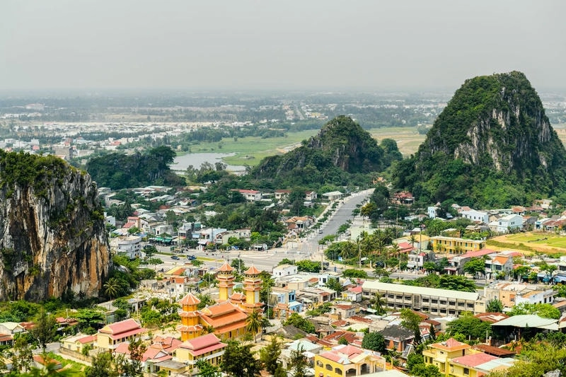 Cảnh Ngũ Hành Sơn Đà Nẵng giữa thiên nhiên xanh