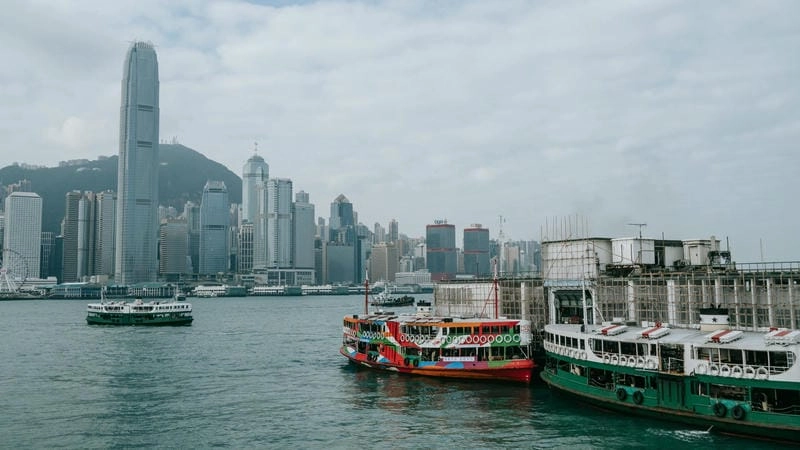 Chiêm ngưỡng kiến trúc ấn tượng tại cảng victoria hong kong