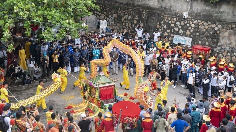 Chùa Châu Đốc điểm đến tâm linh linh thiêng bậc nhất