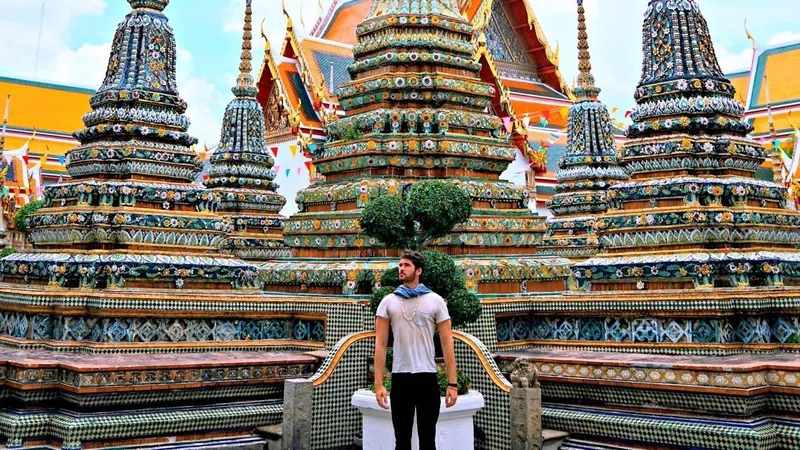 Chùa Wat Pho là nơi lý tưởng để tìm sự an yên