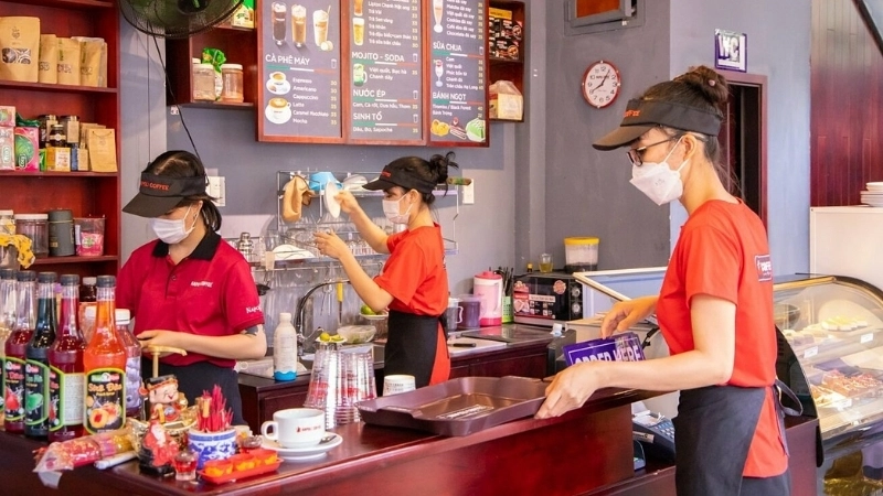 Công việc phục vụ phù hợp với sinh viên năng động yêu giao tiếp 