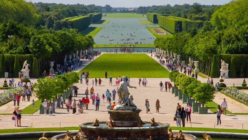 Cung điện Versailles một kiệt tác kiến trúc cổ điển của nước Pháp