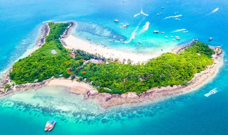 Đảo Koh Larn mang đến trải nghiệm biển tuyệt vời
