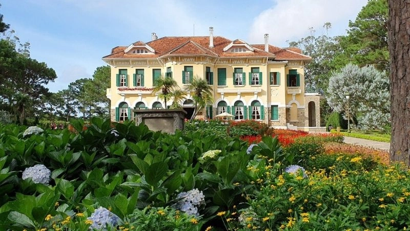Dinh Bảo Đại Đà Lạt ảnh đẹp cổ kính