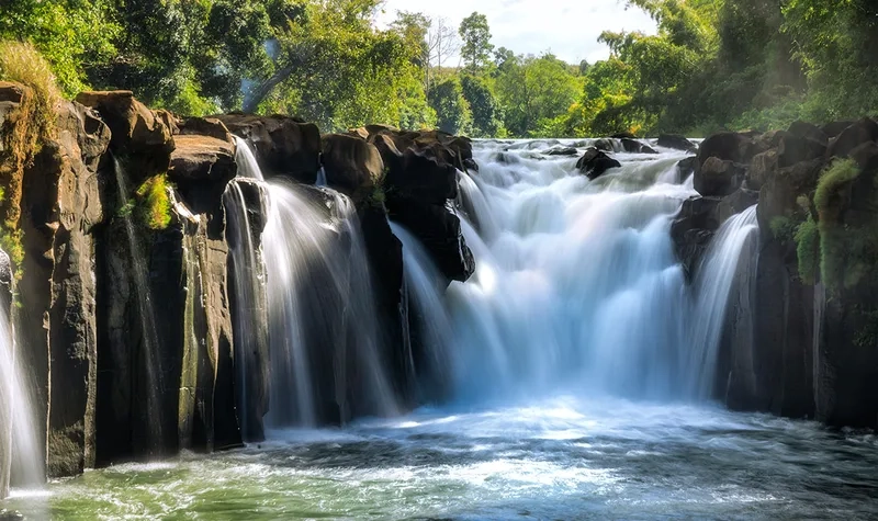 Du lịch Cao nguyên Bolaven thu hút du khách trẻ