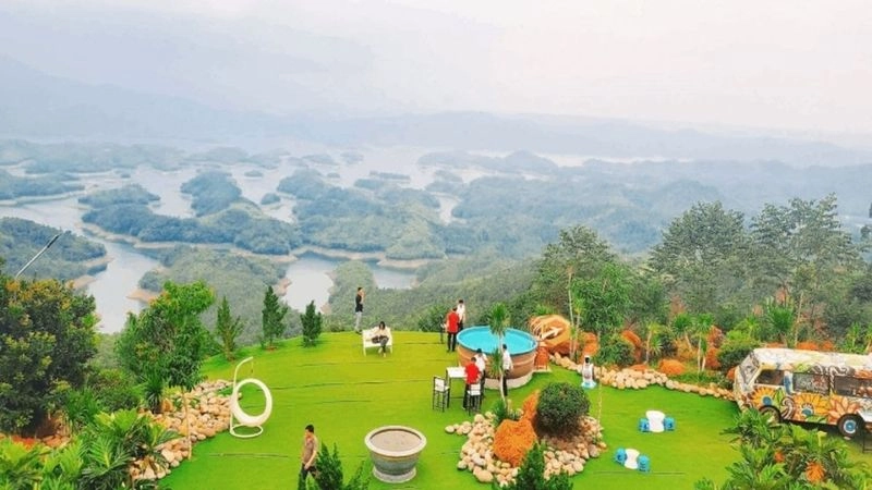 Du lịch Đắk Nông khám phá Hồ Tà Đùng