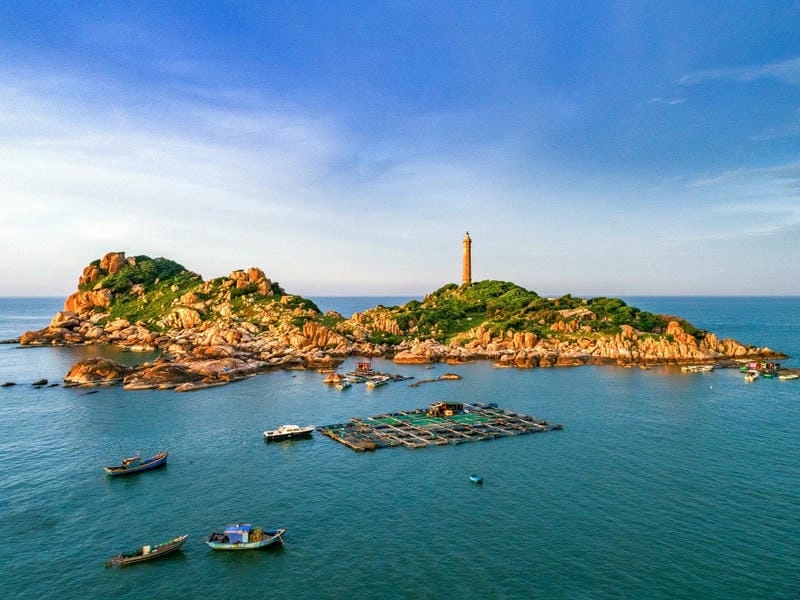 Hải đăng Kê Gà Bình Thuận soi sáng biển khơi