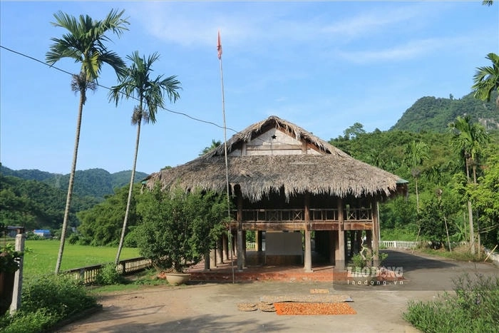 Khám phá ảnh nhà sàn Mường Hòa Bình mộc mạc đẹp mê