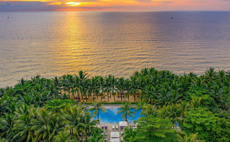 Khám phá bình minh Phú Quốc từ Hòn Thơm