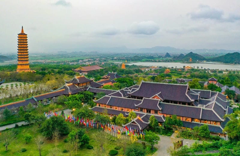 Khám phá Bình yên Ninh Bình qua những thung lũng