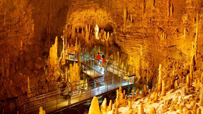 Khám phá di sản văn hóa cổ kính ở Okinawa