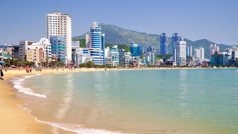 Khám phá những bãi biển thơ mộng tại Busan