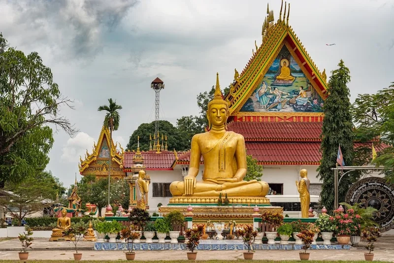 Khám phá thành phố cổ kính Savannakhet đầy mê hoặc