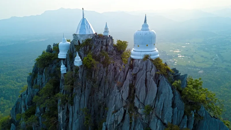 Khám phá vẻ đẹp yên bình của Lampang
