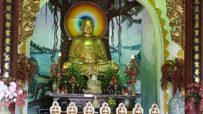 Kiến trúc Chùa Linh Ứng vừa cổ kính vừa trang nghiêm