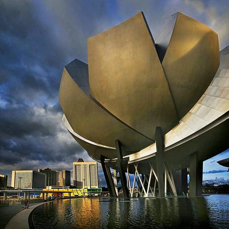 Kiến trúc độc đáo của ArtScience Museum giữa lòng Singapore