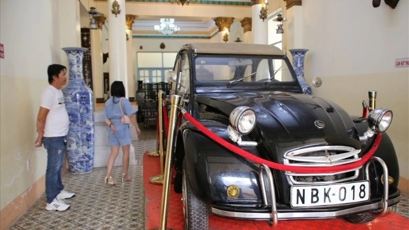 Kiến trúc Nhà Công tử Bạc Liêu pha trộn phong cách Pháp