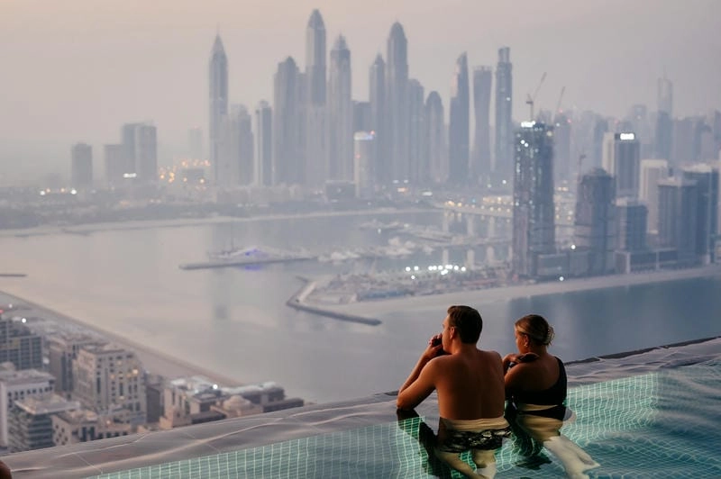 Kinh nghiệm đến Hồ bơi vô cực Aura Skypool
