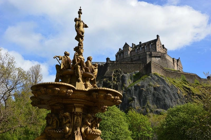 Kinh nghiệm tham quan Lâu đài Edinburgh