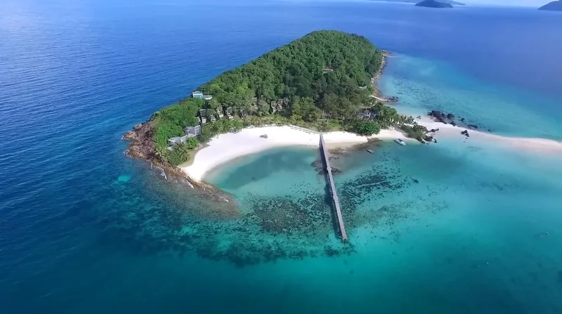Koh Kham thu hút du khách với cảnh đẹp thơ mộng