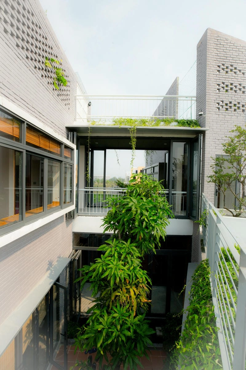 Mái ngói đỏ rực gợi nhớ quê xưa nhà vườn Đà Nẵng