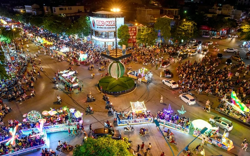 Mùa đông về đêm Tuyên Quang ngập tràn cúc họa mi