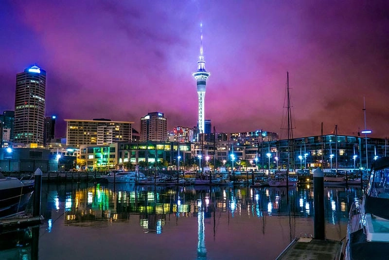 Mùa xuân về đêm ở New Zealand lung linh huyền ảo