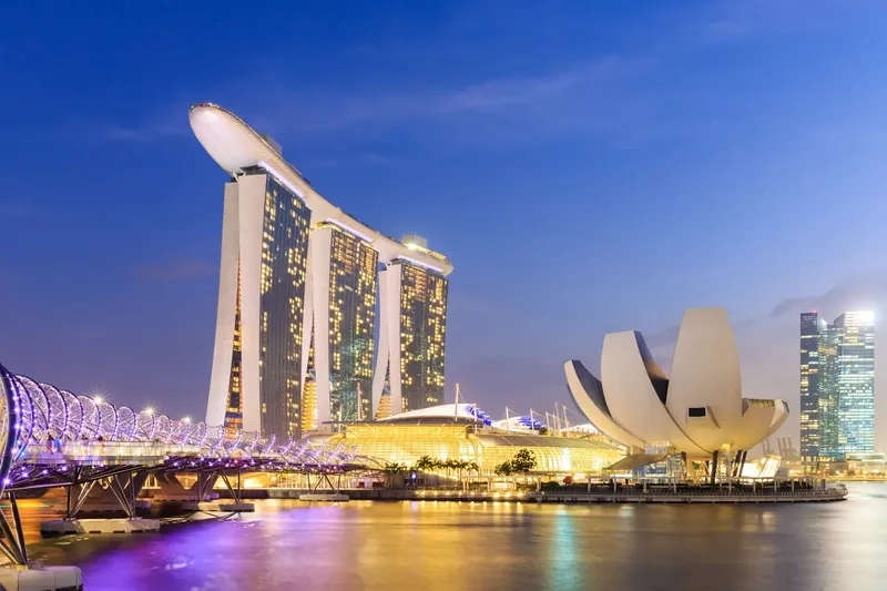 Ngắm hoàng hôn tuyệt đẹp tại Marina Bay Sands