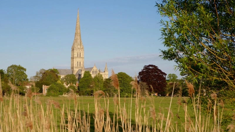 Ngắm nhìn Đồng hồ cổ Nhà thờ Salisbury lâu đời