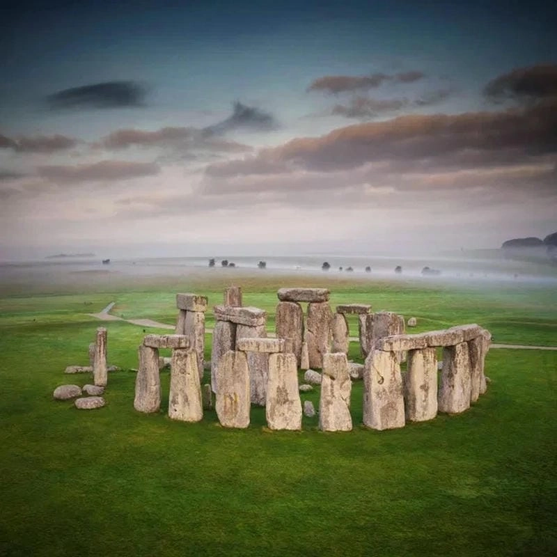 Ngắm vẻ cổ kính của vòng tròn đá stonehenge