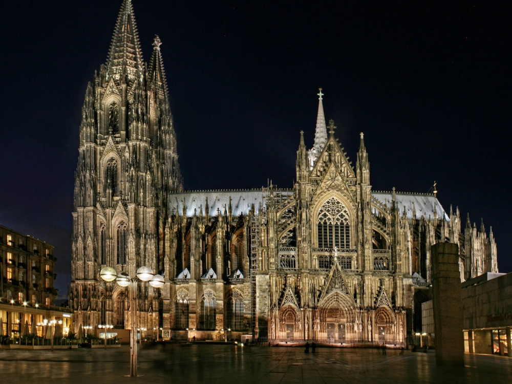 Nhà thờ Cologne Đức là niềm tự hào kiến trúc quốc gia