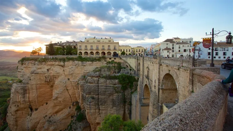 Ronda hòa quyện giữa cổ điển và tự nhiên