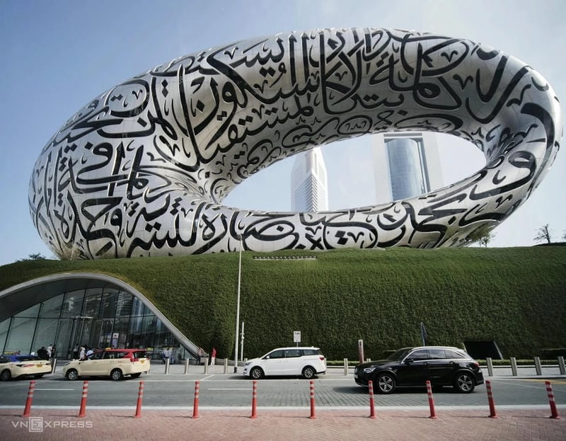 Tận hưởng hành trình tương lai tại Museum of the Future Dubai