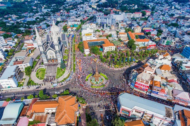 Thành phố Bình Dương hiện đại và năng động