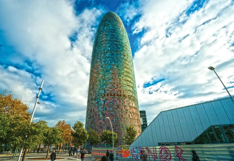 Tháp Agbar – Công trình kiến trúc mang dấu ấn Barcelona