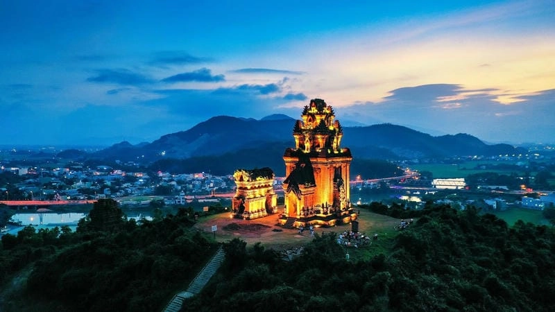Tháp Đôi Bình Định, nét cổ xưa hòa quyện văn hóa