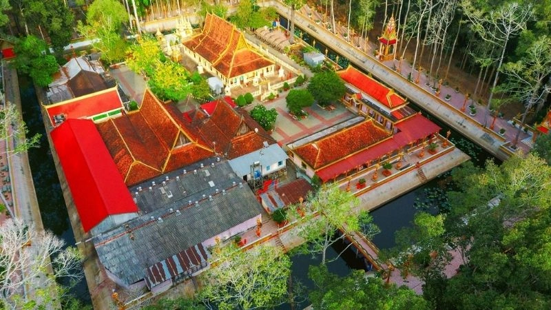 Thời điểm lý tưởng để đến thăm Chùa Âng