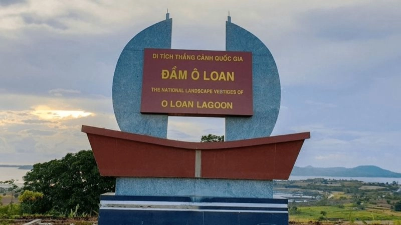Thời điểm lý tưởng để ngắm cảnh đầm Ô Loan