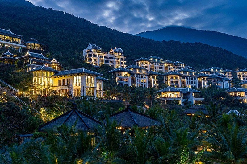 Thưởng thức Đà Nẵng về đêm từ tầm nhìn Villa đồi thông Đà Nẵng